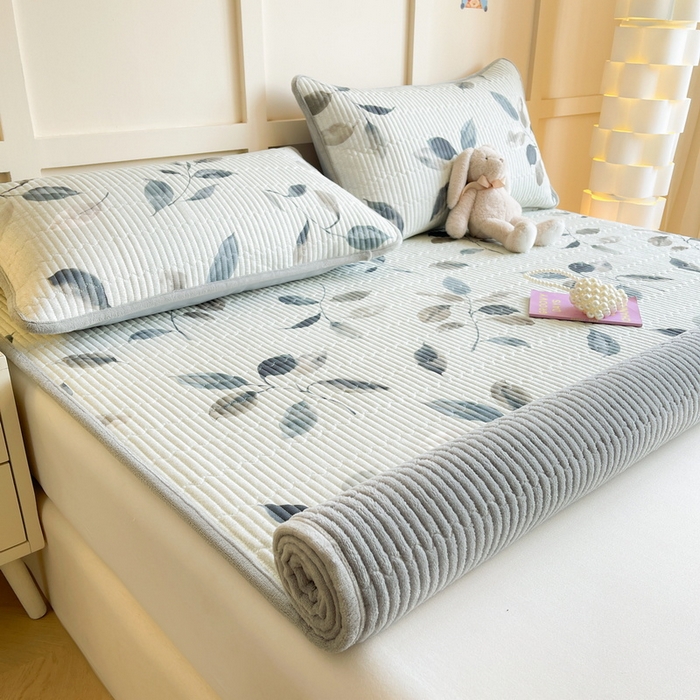 LIFE.丽芙 2025新款A类四季可用A版全棉数码印花B版牛奶绒单件夹棉床褥垫三件套 床褥垫-叶纷飞