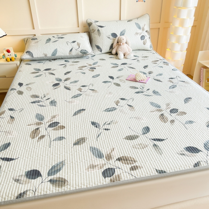 91家纺网 家纺一手货源 找家纺 LIFE.丽芙 2025新款A类四季可用A版全棉数码印花B版牛奶绒单件夹棉床褥垫三件套 床褥垫-叶纷飞