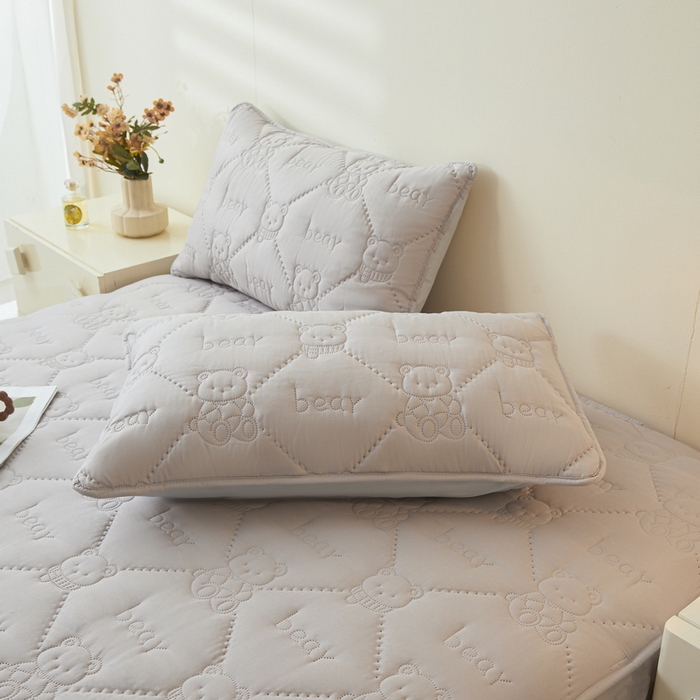 91家纺网 家纺一手货源 找家纺 （总）LIFE.丽芙 2025新款磨毛超声波夹棉防水枕套机包边款