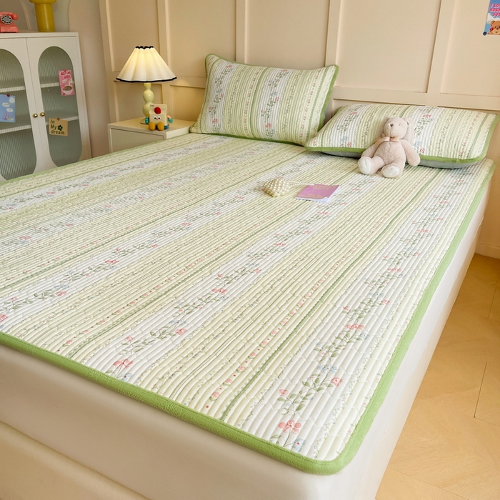 91家纺网 家纺一手货源 找家纺 LIFE.丽芙 2025新款A类四季可用A版全棉数码印花B版牛奶绒单件夹棉床褥垫三件套 床褥垫-曼琳-绿