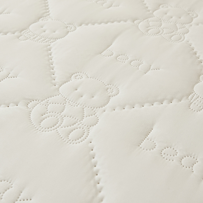 91家纺网 家纺一手货源 找家纺 LIFE.丽芙 2025新款磨毛超声波夹棉防水枕套机包边款 小熊防水夹棉枕套-象牙白