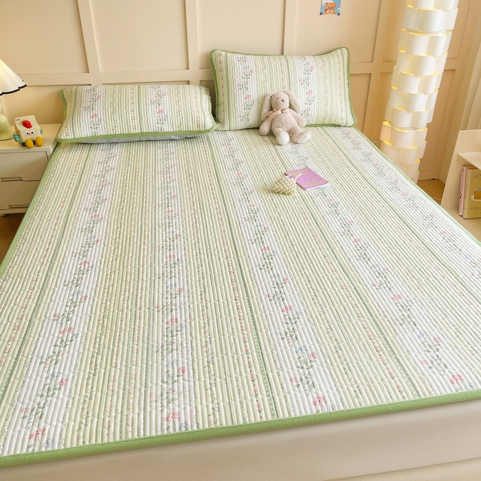 91家纺网 家纺一手货源 找家纺 LIFE.丽芙 2025新款A类四季可用A版全棉数码印花B版牛奶绒单件夹棉床褥垫三件套 床褥垫-曼琳-绿