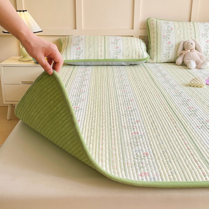 91家纺网 家纺一手货源 找家纺 LIFE.丽芙 2025新款A类四季可用A版全棉数码印花B版牛奶绒单件夹棉床褥垫三件套 床褥垫-曼琳-绿