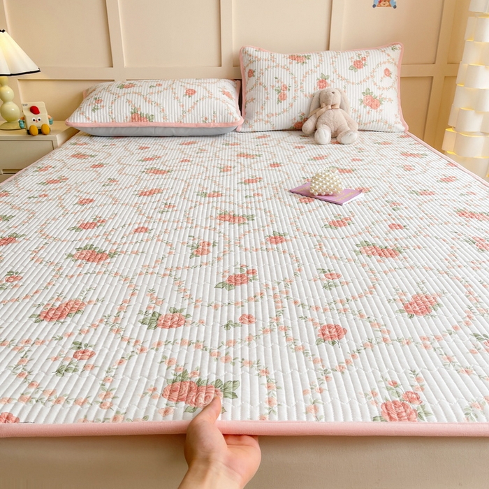 91家纺网 家纺一手货源 找家纺 LIFE.丽芙 2025新款A类四季可用A版全棉数码印花B版牛奶绒单件夹棉床褥垫三件套 床褥垫-花锦