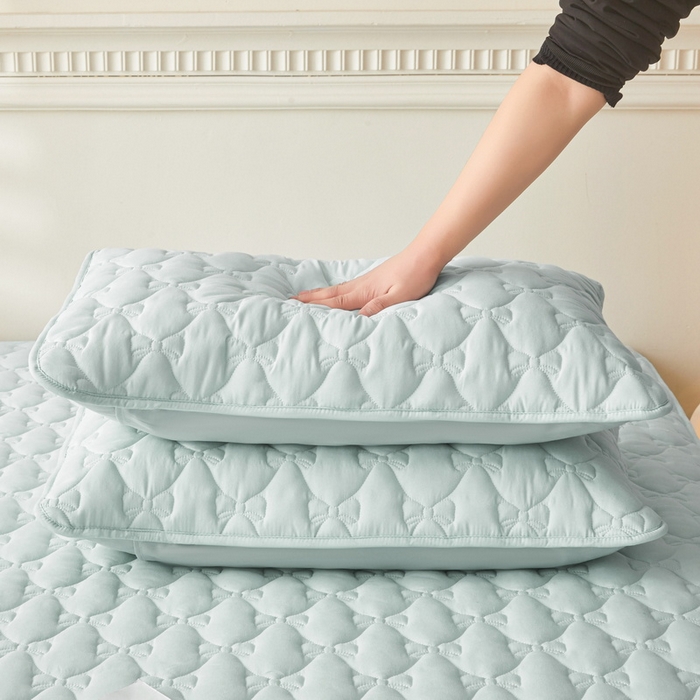 91家纺网 家纺一手货源 找家纺 LIFE.丽芙 2025新款水洗原棉夹棉包边枕套 蝴蝶结枕套-天空蓝