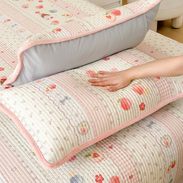 91家纺网 家纺一手货源 找家纺 LIFE.丽芙 2025新款A类全棉夹棉包边枕套 爱心小妹