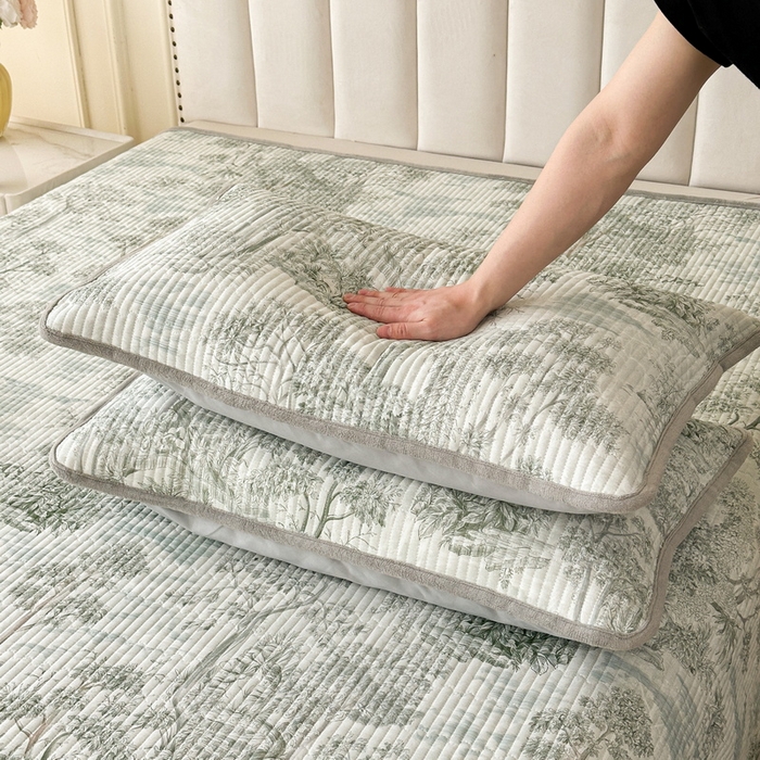 91家纺网 家纺一手货源 找家纺 LIFE.丽芙 2025新款A类全棉夹棉包边枕套 秋韵