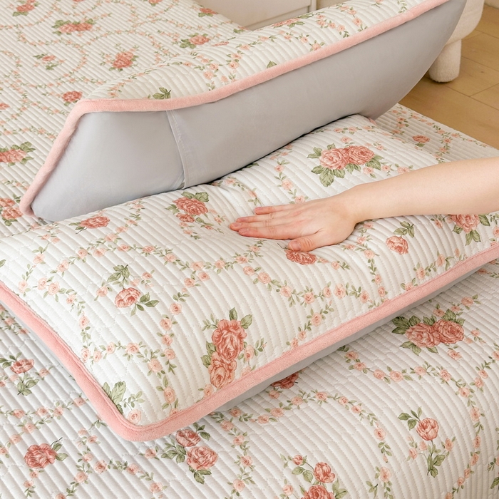 91家纺网 家纺一手货源 找家纺 LIFE.丽芙 2025新款A类全棉夹棉包边枕套 花锦