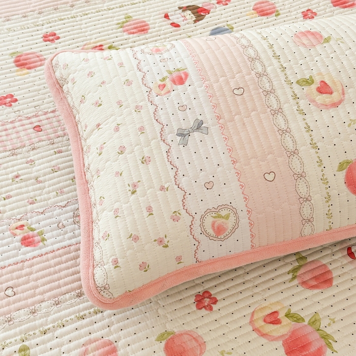 91家纺网 家纺一手货源 找家纺 LIFE.丽芙 2025新款A类全棉夹棉包边枕套 爱心小妹