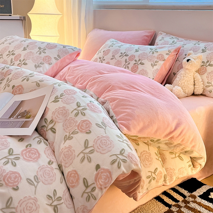 91家纺网 家纺一手货源 找家纺 （总）如一 2025年3D立体雕花牛奶绒四件套