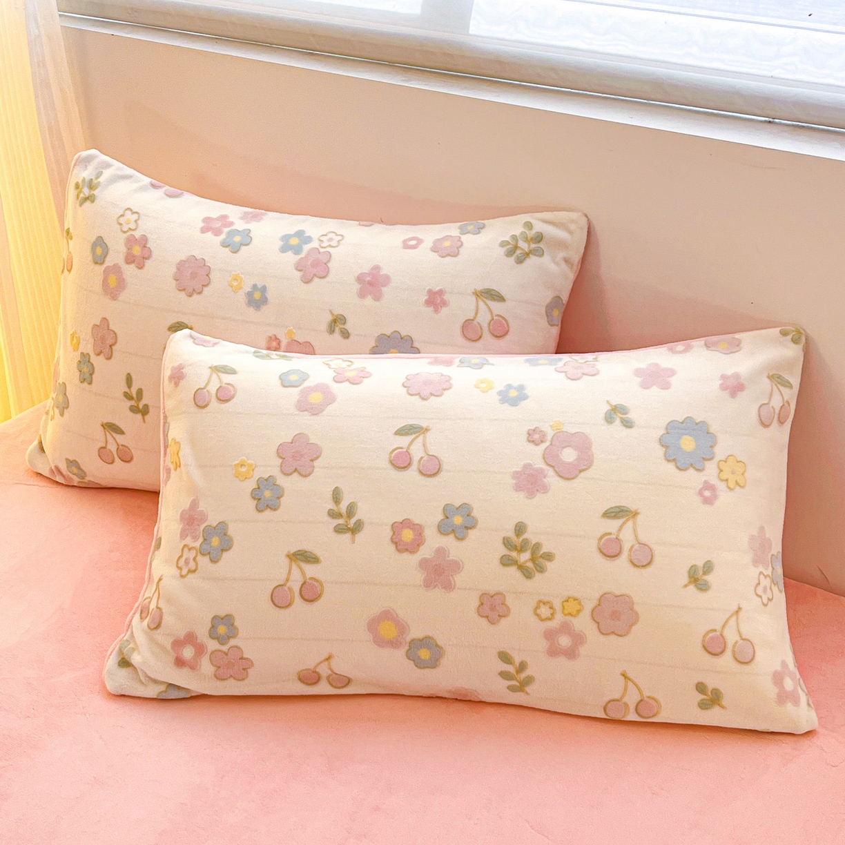 91家纺网 家纺一手货源 找家纺 如一 2025年3D立体雕花牛奶绒四件套 缤纷-粉