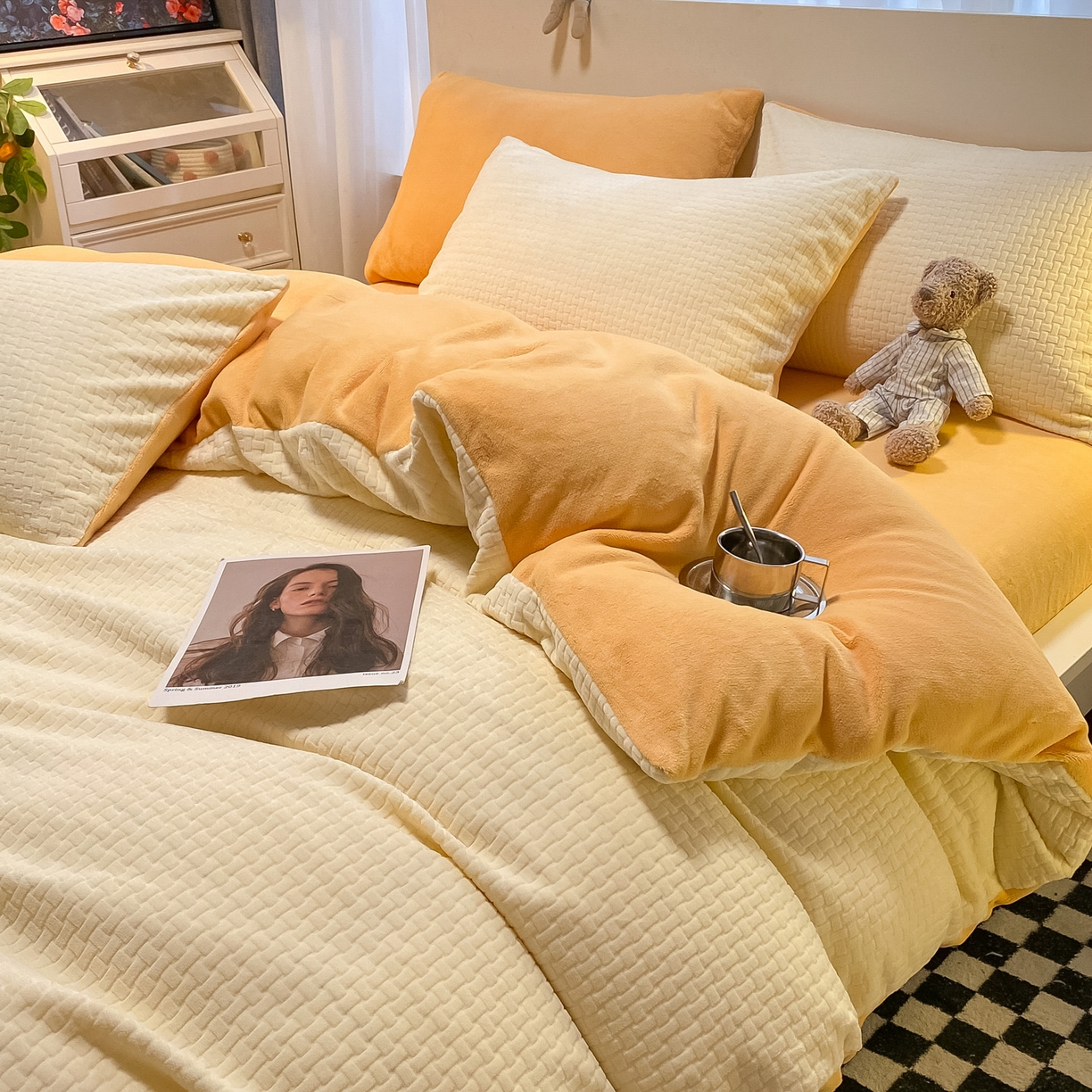 91家纺网 家纺一手货源 找家纺 如一 2025年3D立体雕花牛奶绒四件套 华夫格白