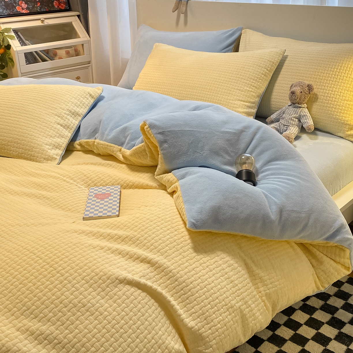 91家纺网 家纺一手货源 找家纺 如一 2025新款3D雕花牛奶绒单被套被套单件单品被套 华夫格黄