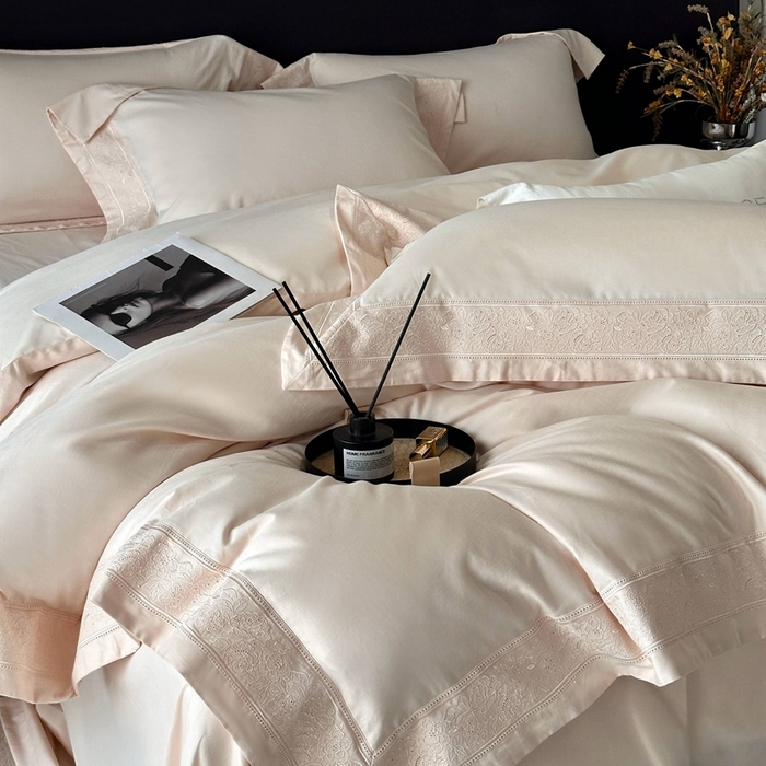 91家纺网 家纺一手货源 找家纺 时亿家居 2025新款镂空花边长绒棉纯棉磨毛四件套-海瑟薇 海瑟薇-米驼色