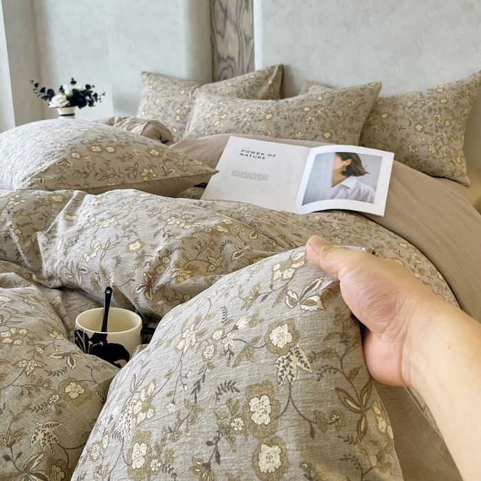 91家纺网 家纺一手货源 找家纺 宝士康家纺 2025秋冬新品高克重A类原麻暗合四件套复古加厚双层纱仿亚麻套件 丛影