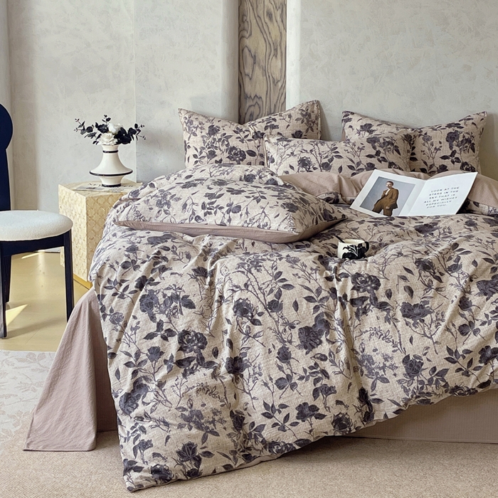 91家纺网 家纺一手货源 找家纺 宝士康家纺 2025秋冬新品高克重A类原麻暗合四件套复古加厚双层纱仿亚麻套件 墨影