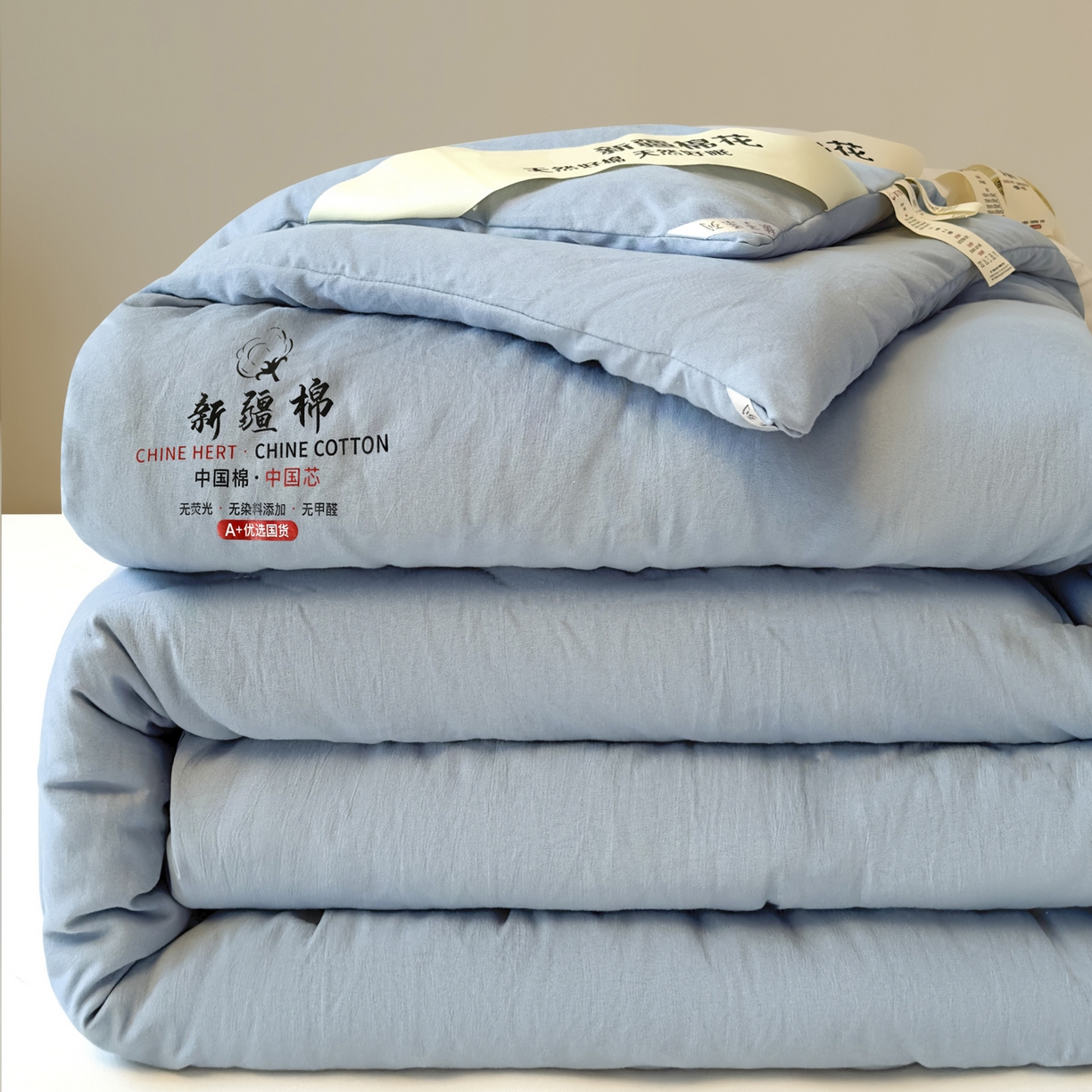 91家纺网 家纺一手货源 找家纺 尊妙被业 2025新款新疆棉花被被子被芯冬被春秋被垫被二合一字母被 复古蓝