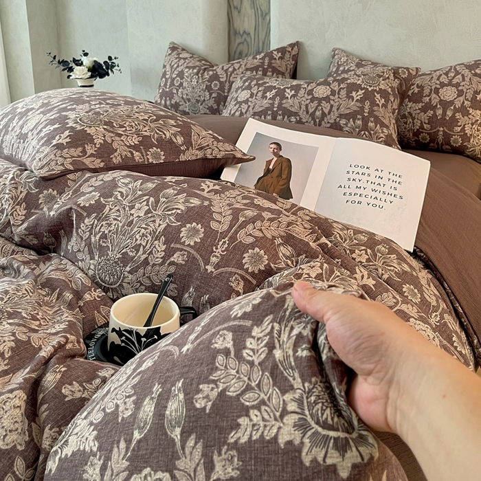 91家纺网 家纺一手货源 找家纺 宝士康家纺 2025秋冬新品高克重A类原麻暗合四件套复古加厚双层纱仿亚麻套件 青骊