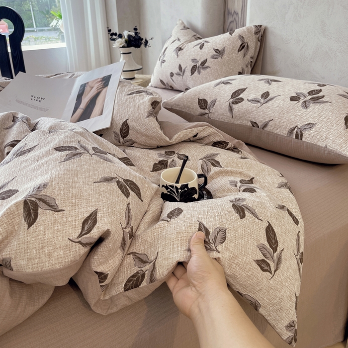 91家纺网 家纺一手货源 找家纺 宝士康家纺 2025秋冬新品高克重A类原麻暗合四件套复古加厚双层纱仿亚麻套件 素棕