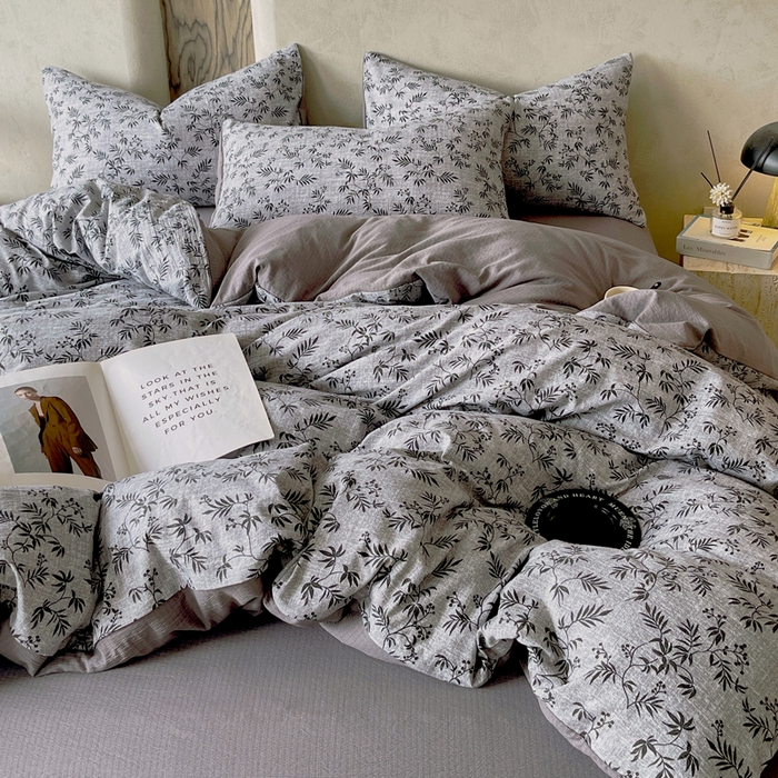 91家纺网 家纺一手货源 找家纺 宝士康家纺 2025秋冬新品高克重A类原麻暗合四件套复古加厚双层纱仿亚麻套件 幽叶