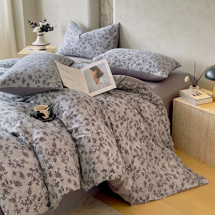 91家纺网 家纺一手货源 找家纺 宝士康家纺 2025秋冬新品高克重A类原麻暗合四件套复古加厚双层纱仿亚麻套件 幽叶