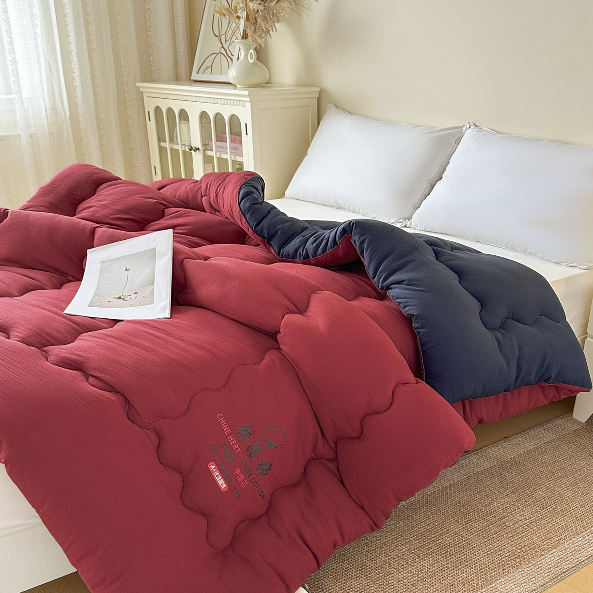91家纺网 家纺一手货源 找家纺 尊妙被业 2025新款新疆棉花被被子被芯冬被春秋被垫被二合一字母被岩浆红+海军蓝