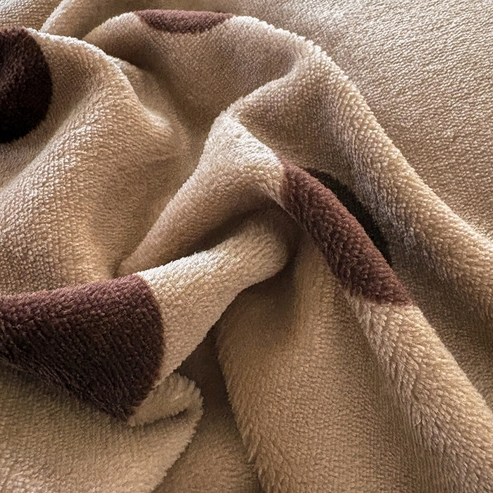 91家纺网 家纺一手货源 找家纺 铠畅家纺 2025新款牛奶绒夹棉床盖床裙四件套 都市圆