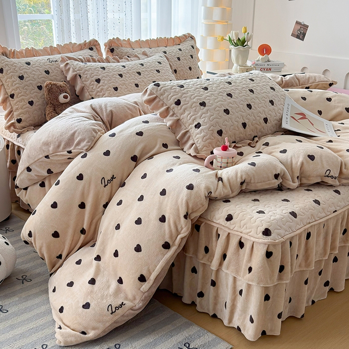 铠畅家纺 2025新款牛奶绒夹棉床盖床裙四件套 心意坐标