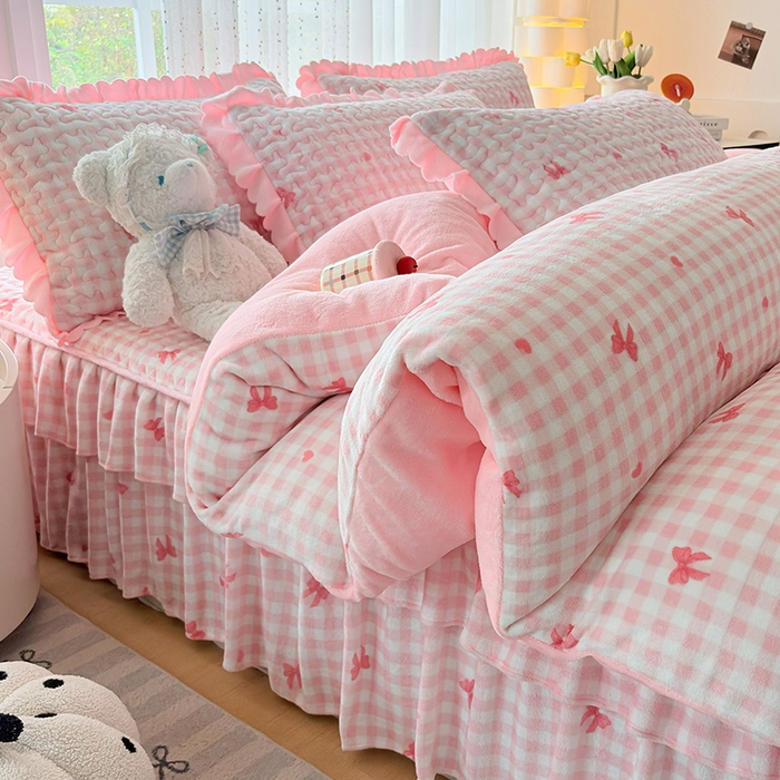 铠畅家纺 2025新款牛奶绒夹棉床盖床裙四件套 安娜粉