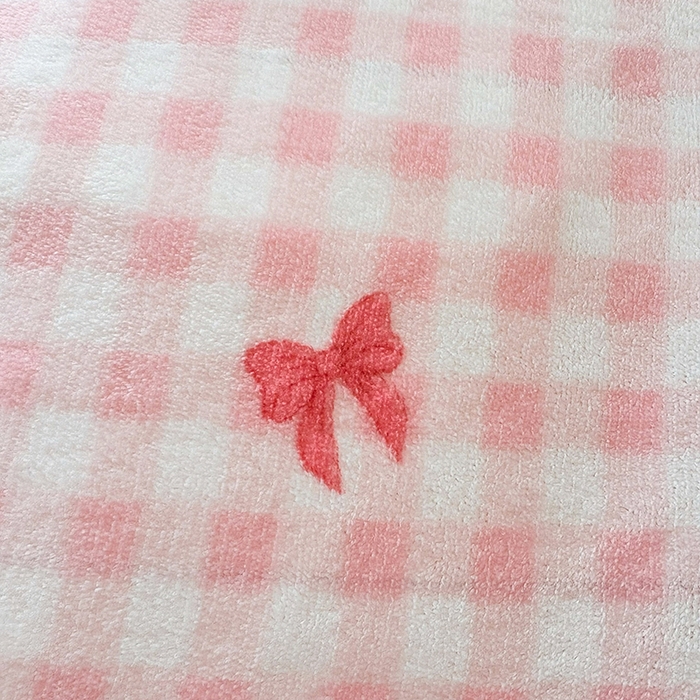 91家纺网 家纺一手货源 找家纺 铠畅家纺 2025新款牛奶绒夹棉床盖床裙四件套 安娜粉