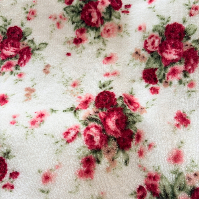 91家纺网 家纺一手货源 找家纺 铠畅家纺 2025新款牛奶绒夹棉床盖床裙四件套 倾国倾城