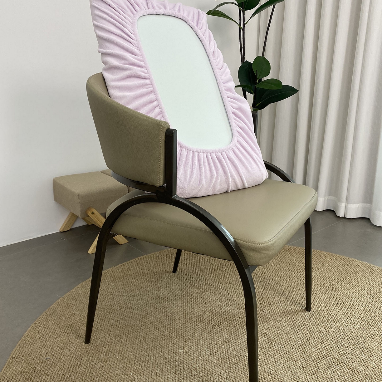 91家纺网 家纺一手货源 找家纺 佳笠家居 2025新款正宗250g全消光牛奶绒懒人枕套旅行枕套 香芋紫