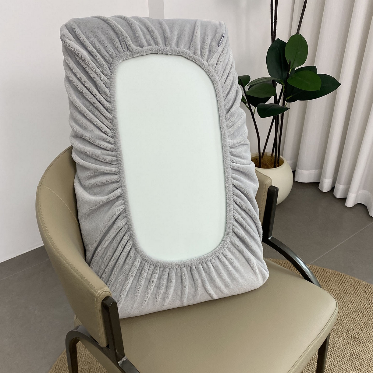 91家纺网 家纺一手货源 找家纺 佳笠家居 2025新款正宗250g全消光牛奶绒懒人枕套旅行枕套 中性灰