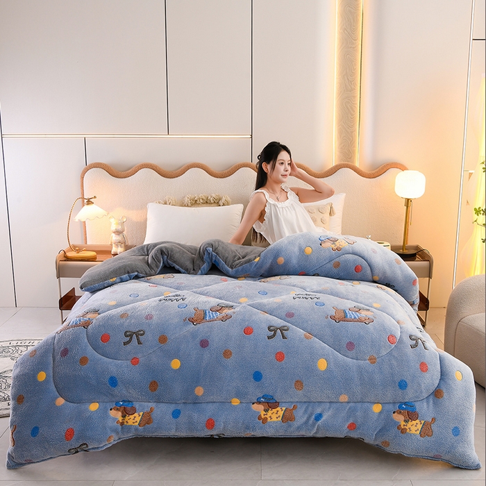 91家纺网 家纺一手货源 找家纺 春雨家居 2025新款AB版雪花绒羊羔绒冬被被子被芯 七彩萌仔