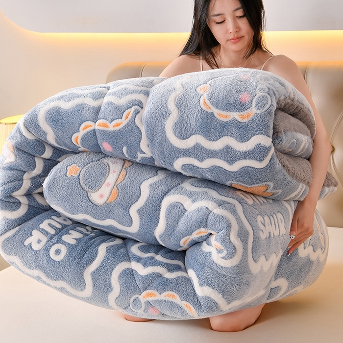 91家纺网 家纺一手货源 找家纺 春雨家居 2025新款AB版雪花绒羊羔绒冬被被子被芯 恐龙宝贝