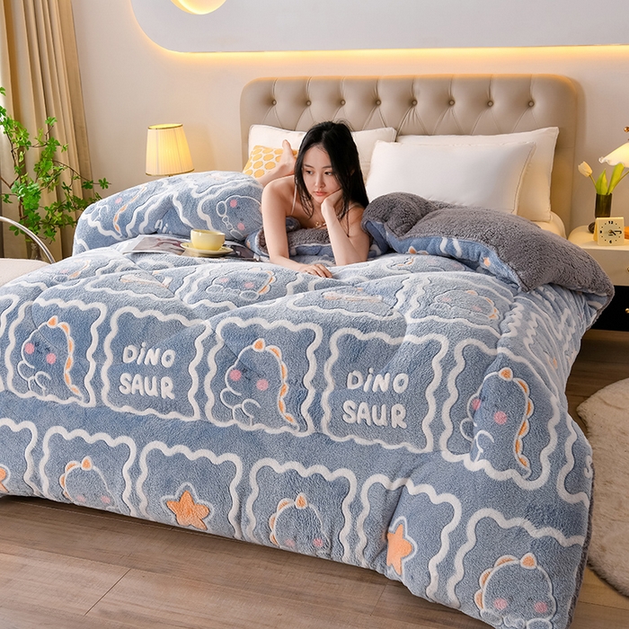 91家纺网 家纺一手货源 找家纺 春雨家居 2025新款AB版雪花绒羊羔绒冬被被子被芯 恐龙宝贝