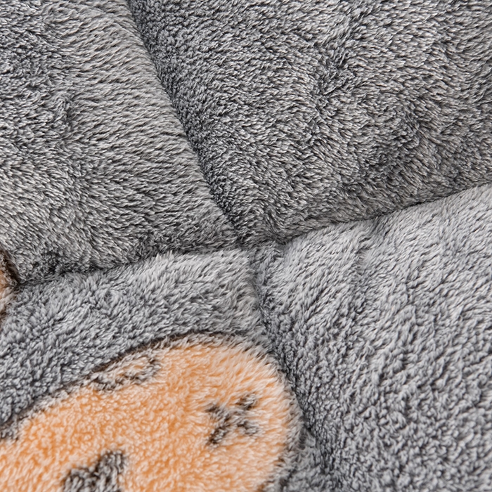 91家纺网 家纺一手货源 找家纺 春雨家居 2025新款AB版雪花绒羊羔绒冬被被子被芯 灰色情怀