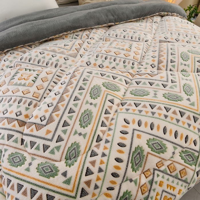 91家纺网 家纺一手货源 找家纺 春雨家居 2025新款AB版雪花绒羊羔绒冬被被子被芯 北欧风情