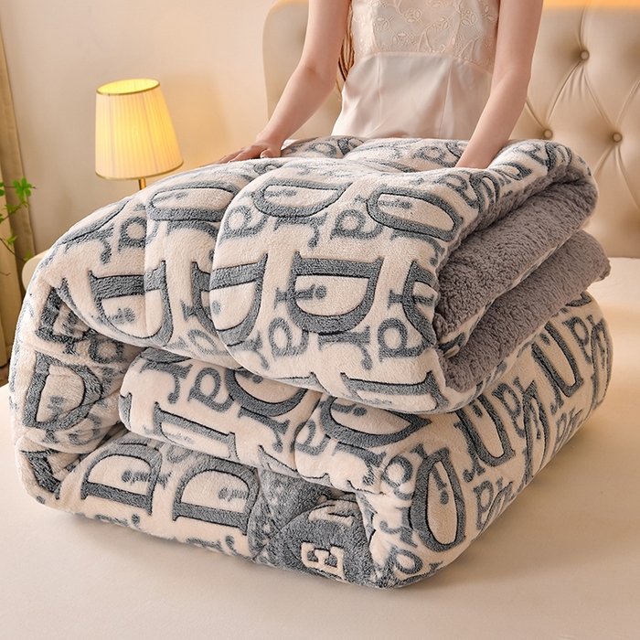 91家纺网 家纺一手货源 找家纺 春雨家居 2025新款AB版雪花绒羊羔绒冬被被子被芯 用心的爱