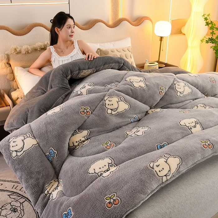 91家纺网 家纺一手货源 找家纺 春雨家居 2025新款AB版雪花绒羊羔绒冬被被子被芯 萌宠小白