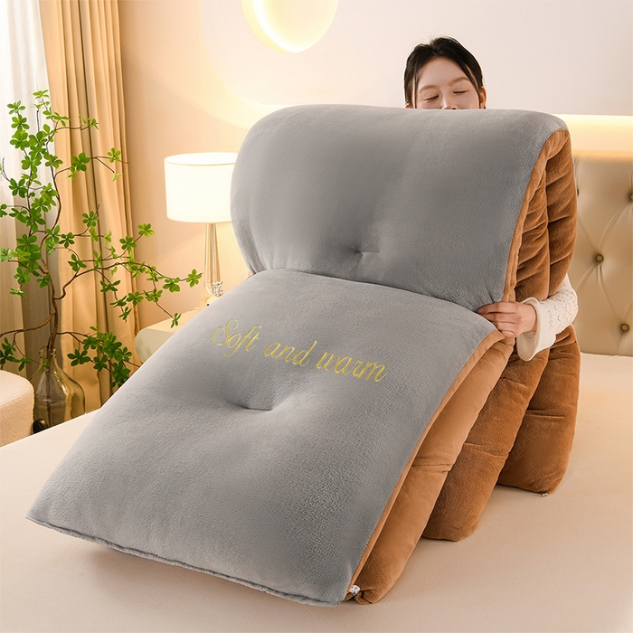 91家纺网 家纺一手货源 找家纺 （总）春雨家居 2025新款双面牛奶绒刺绣冬被被子被芯