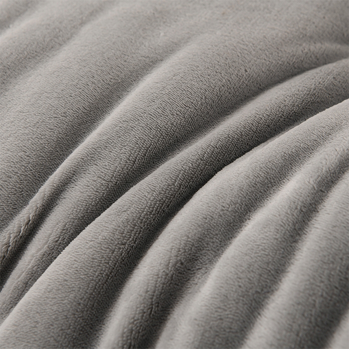 91家纺网 家纺一手货源 找家纺 春雨家居 2025新款双面牛奶绒刺绣冬被被子被芯 极简灰咖