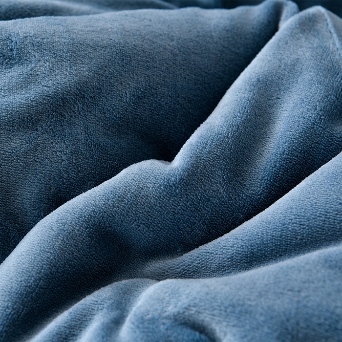 91家纺网 家纺一手货源 找家纺 春雨家居 2025新款双面牛奶绒刺绣冬被被子被芯 宾利蓝