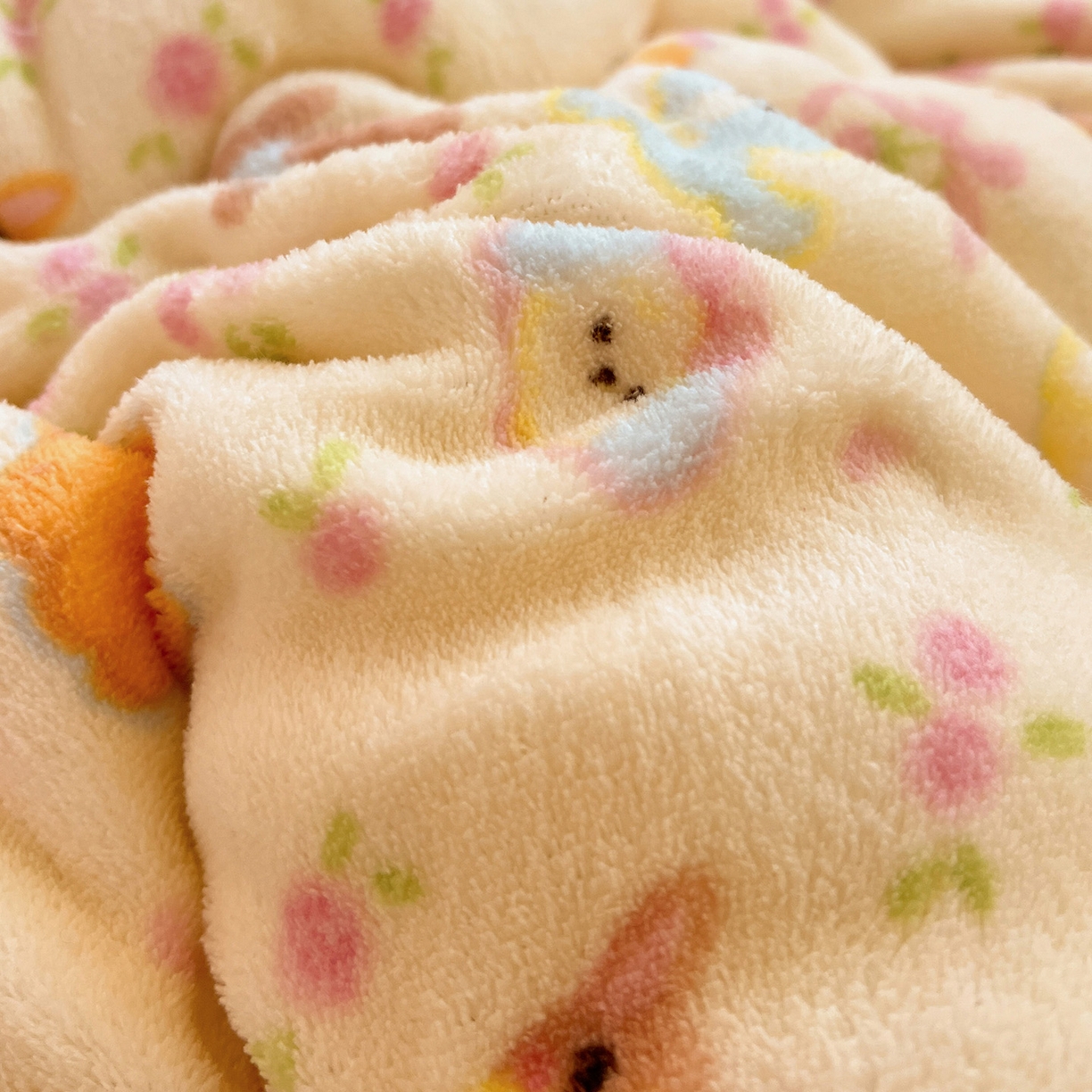 91家纺网 家纺一手货源 找家纺 Mata蔓塔家 2025新款高克重印花牛奶绒软绵绵豆豆被春秋冬被被子被芯 卖萌修狗（提供买家秀）