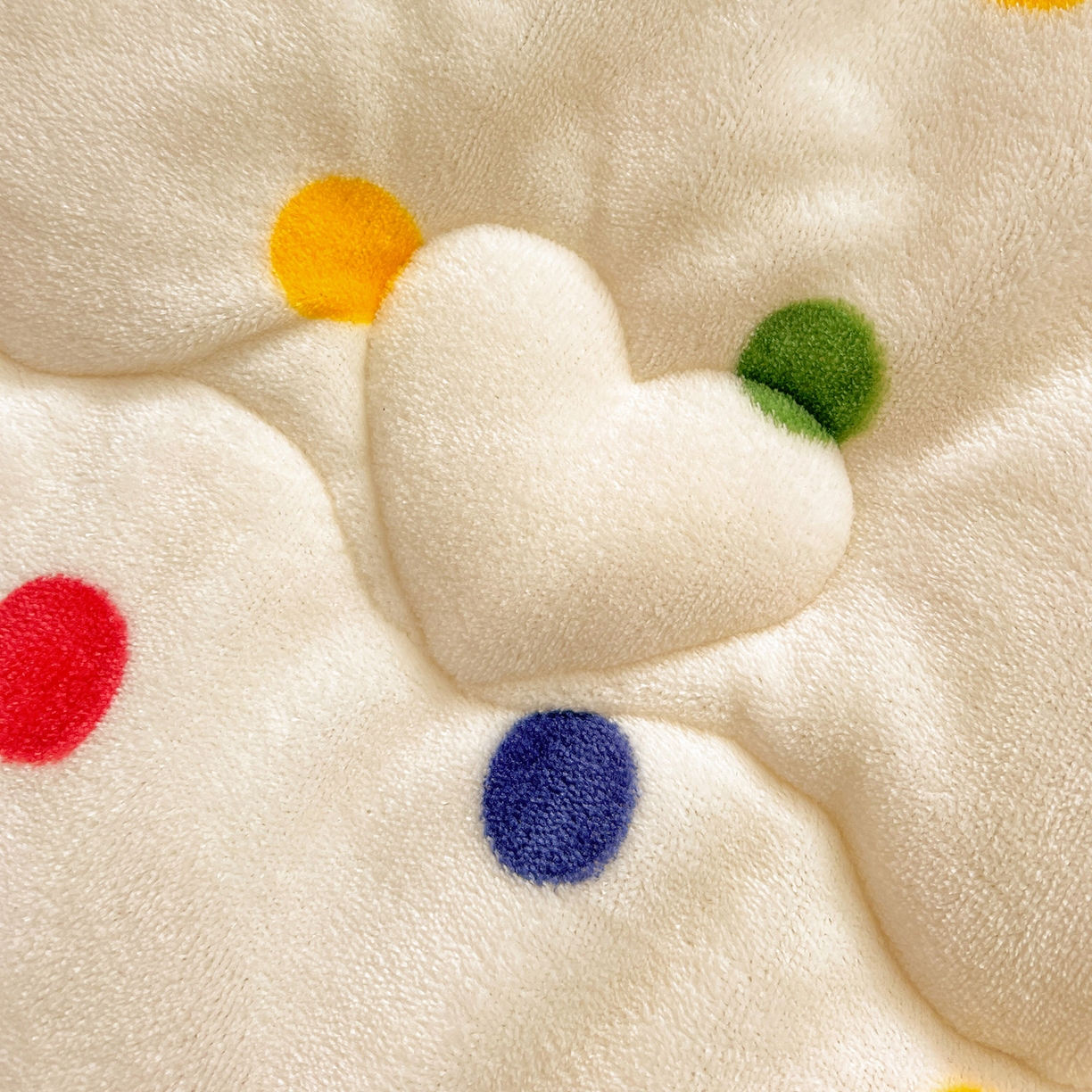 91家纺网 家纺一手货源 找家纺 Mata蔓塔家 2025新款高克重印花牛奶绒软绵绵豆豆被春秋冬被被子被芯 黑珍珠（提供买家秀）