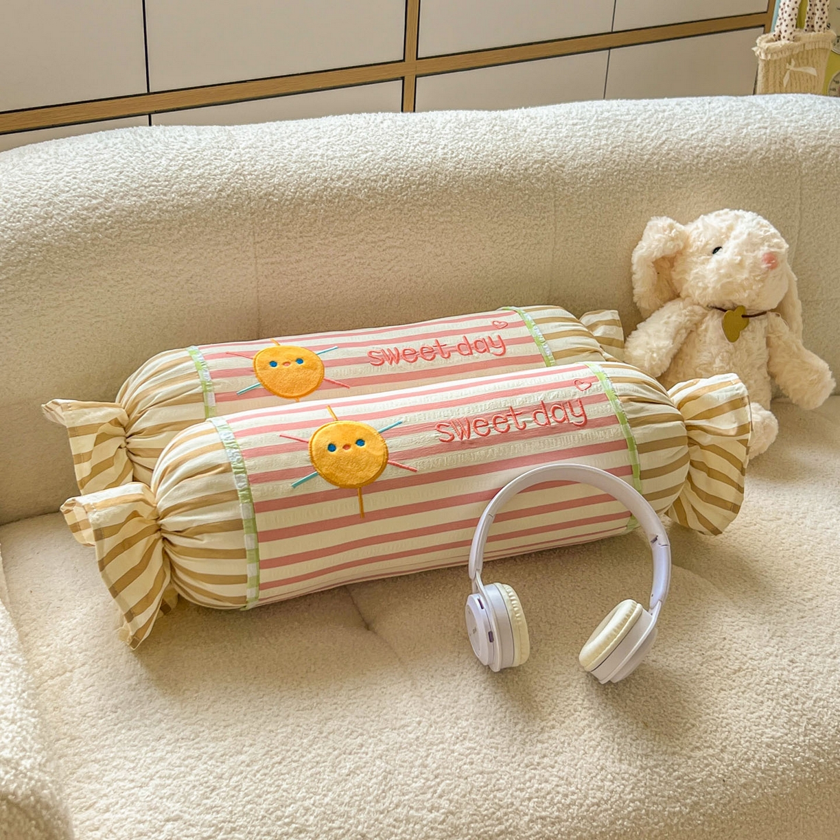 91家纺网 家纺一手货源 找家纺 希诺家居 2025新款ins奶油风奶糖枕糖果枕头枕芯 粉条纹太阳