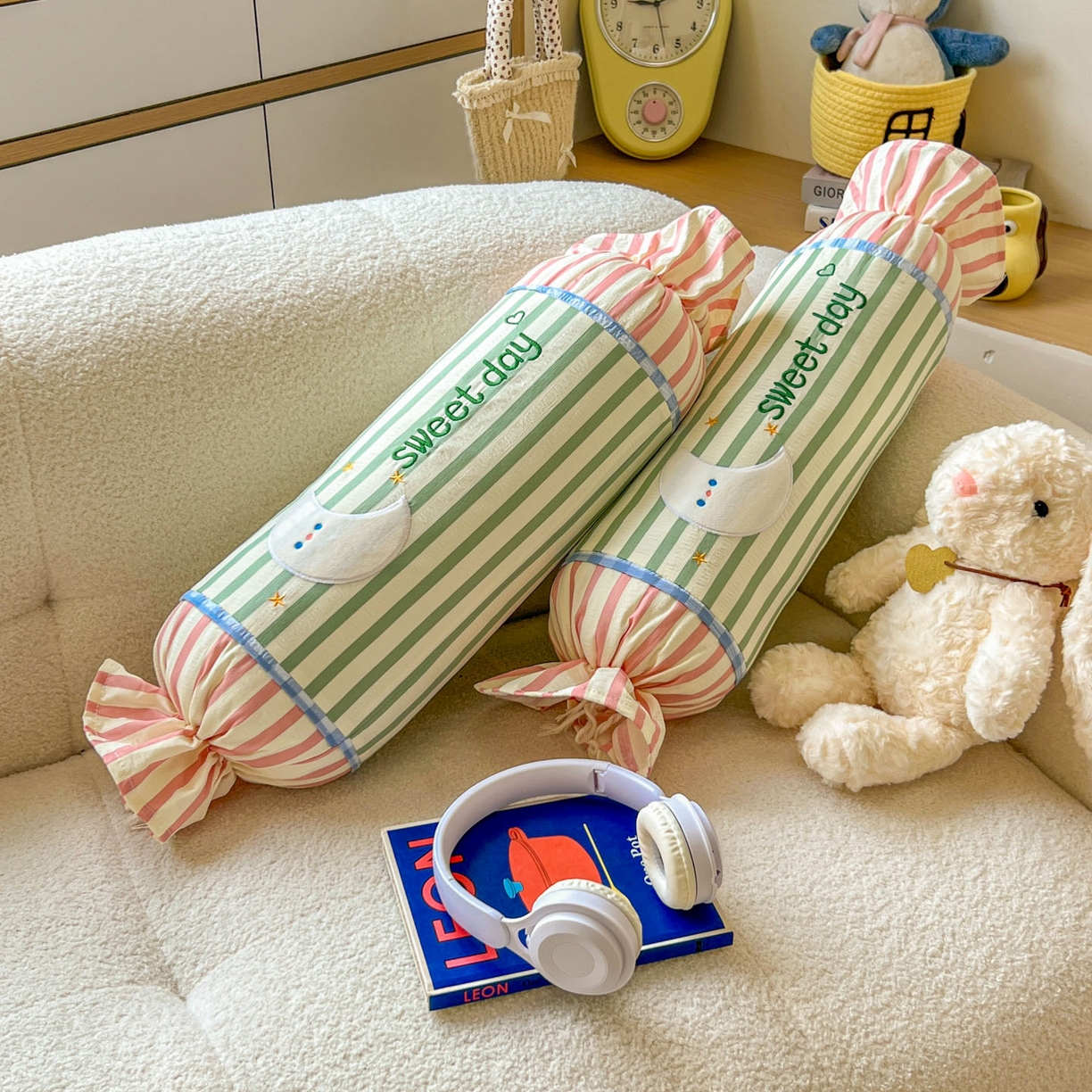 91家纺网 家纺一手货源 找家纺 希诺家居 2025新款ins奶油风奶糖枕糖果枕头枕芯 绿条纹月亮