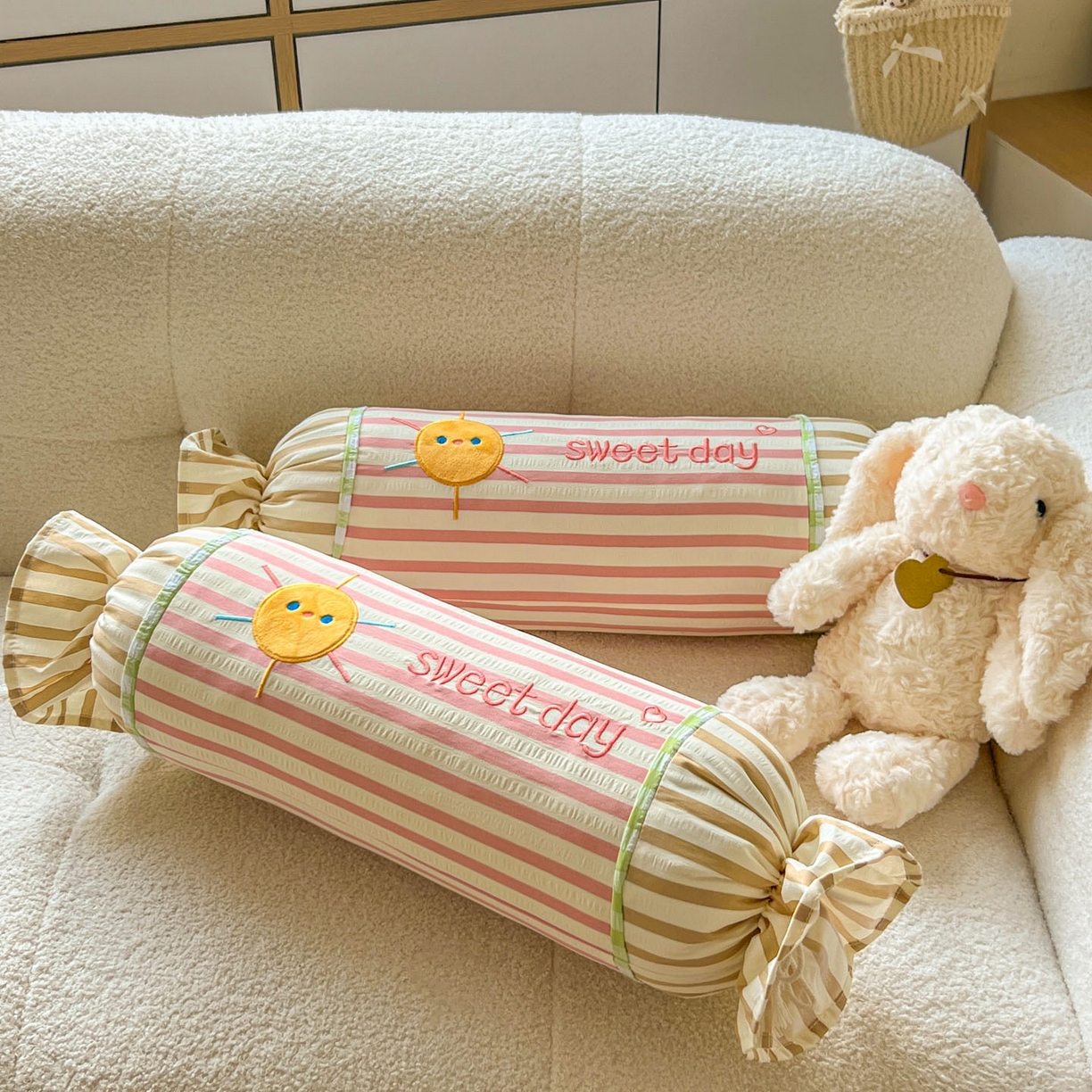 91家纺网 家纺一手货源 找家纺 希诺家居 2025新款ins奶油风奶糖枕糖果枕头枕芯 粉条纹太阳