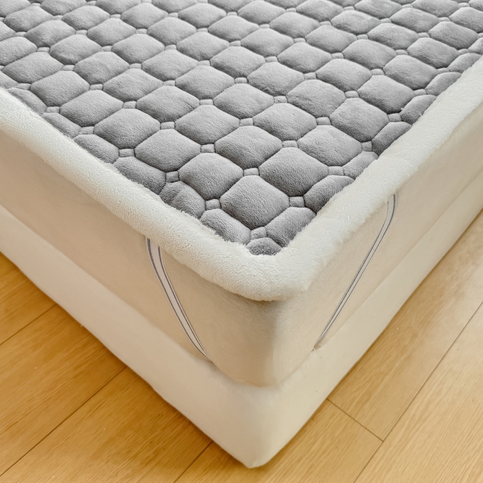91家纺网 家纺一手货源 找家纺 优品惠 2025新款冬季牛奶绒床垫床褥垫子床护垫加绒床盖学生宿舍上下铺 高级灰
