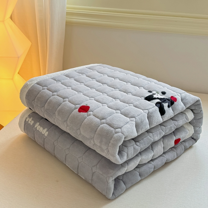 91家纺网 家纺一手货源 找家纺 优品惠 2025新款冬季牛奶绒床垫床褥垫子床护垫加绒床盖学生宿舍上下铺 熊猫灰